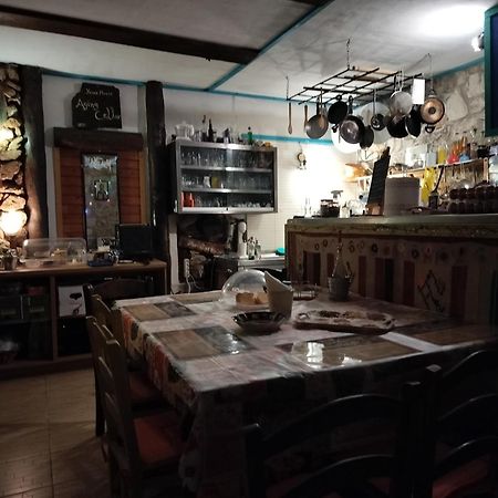 Ano Ravenia Yono'S Traditional House מראה חיצוני תמונה