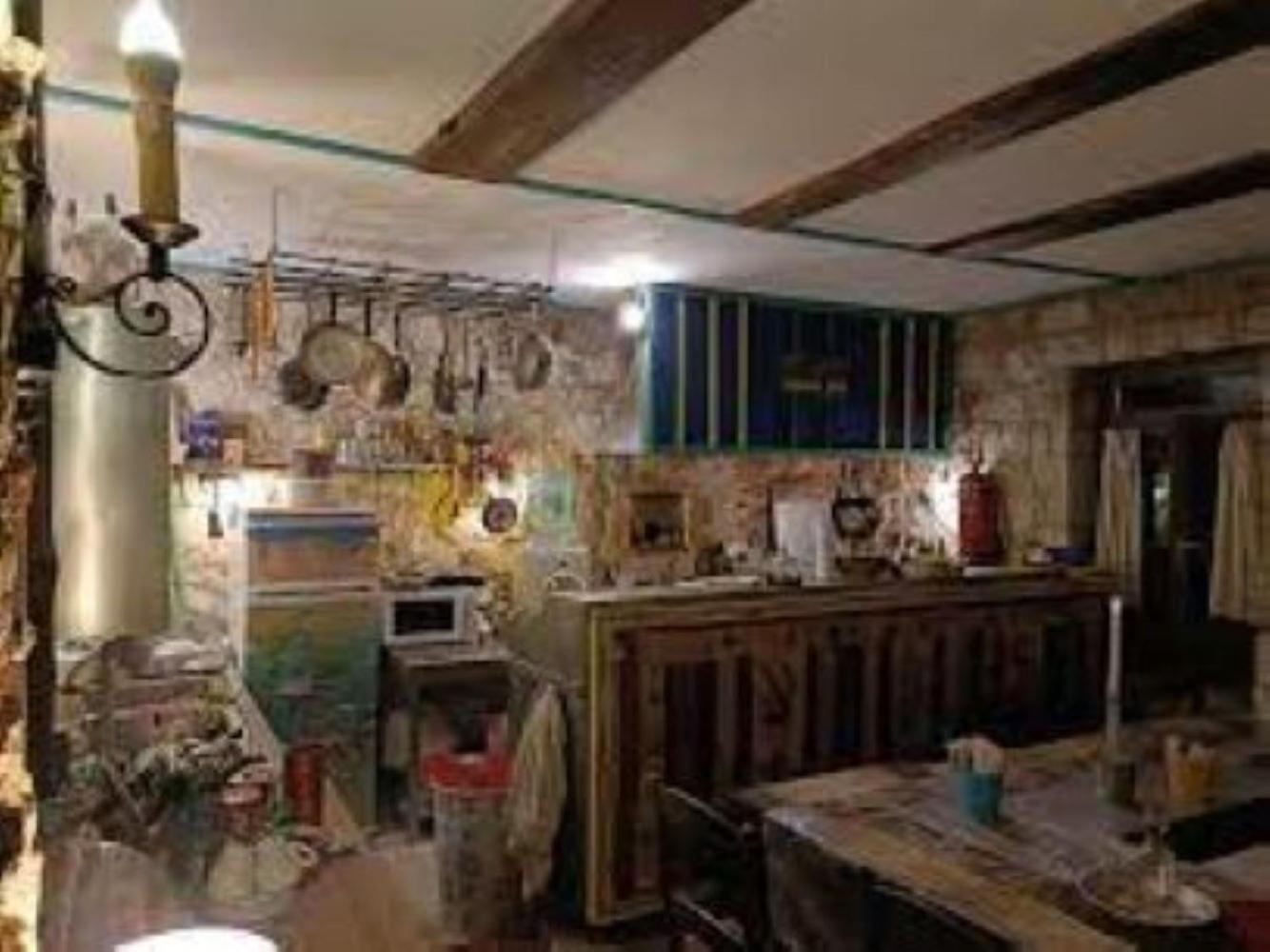 Ano Ravenia Yono'S Traditional House מראה חיצוני תמונה