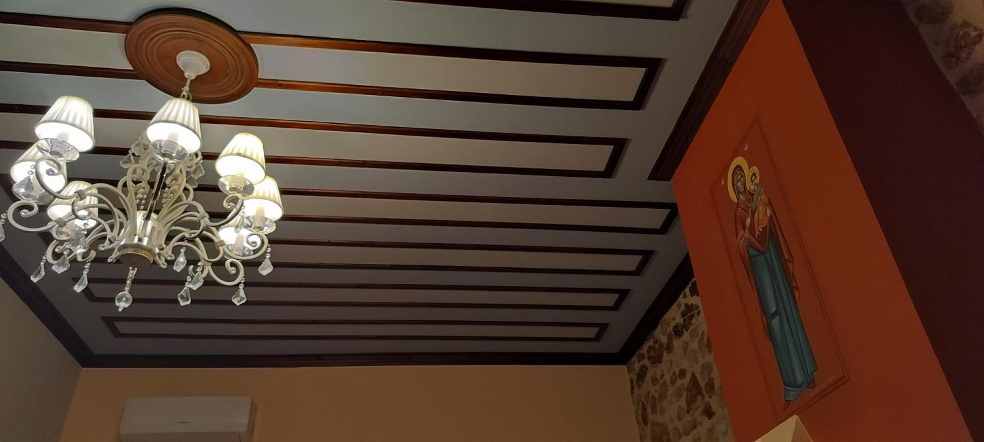 Ano Ravenia Yono'S Traditional House מראה חיצוני תמונה